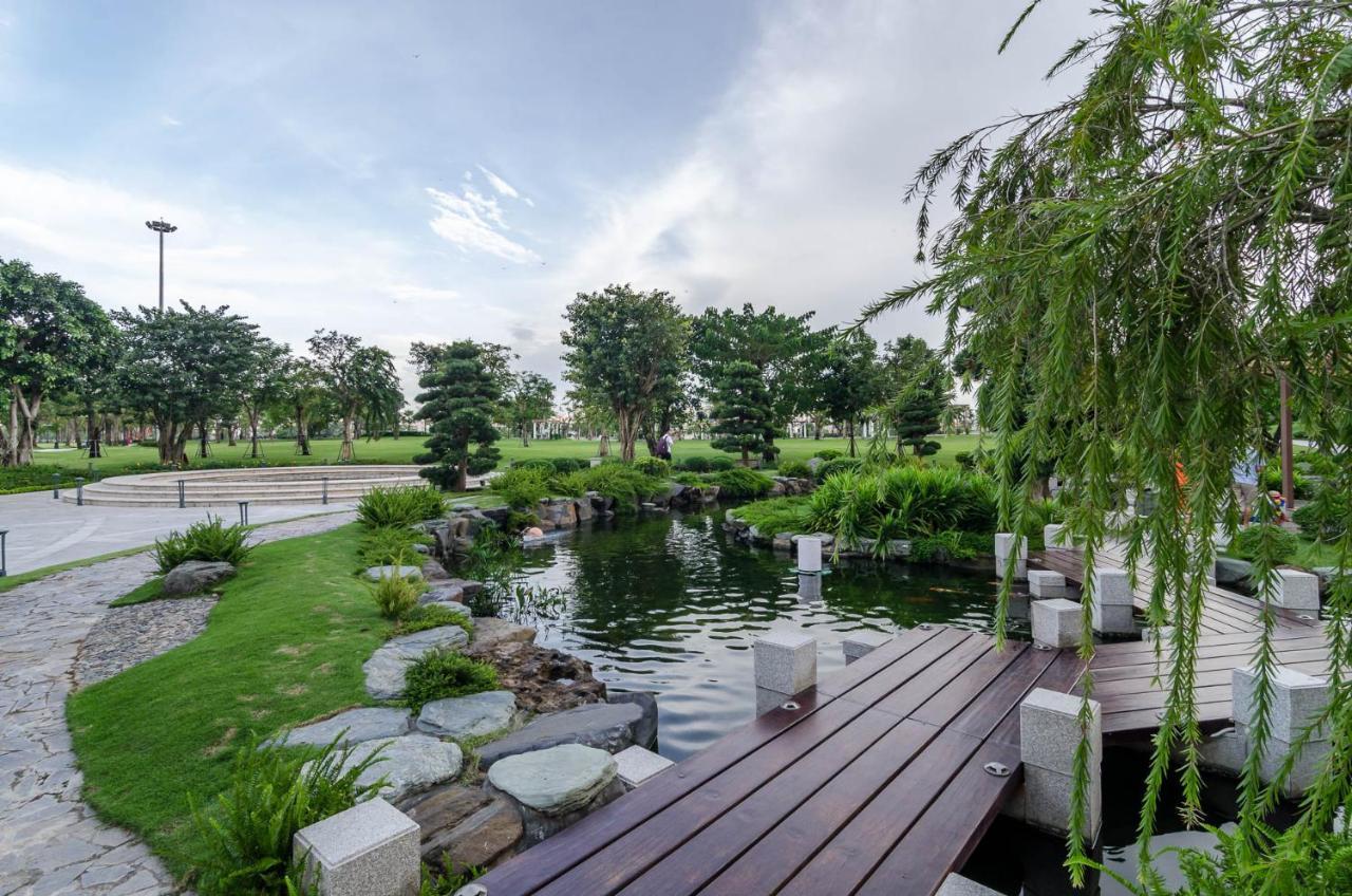 Luxhomes Saigon - Vinhomes Central Park Ho-Chi-Minh-Stadt Exterior foto