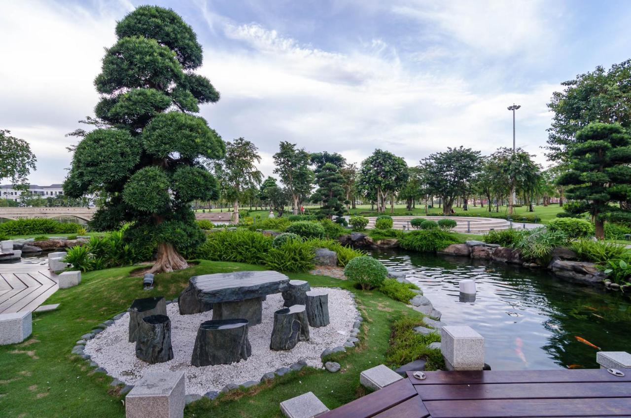 Luxhomes Saigon - Vinhomes Central Park Ho-Chi-Minh-Stadt Exterior foto